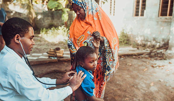 Doctor meet African child